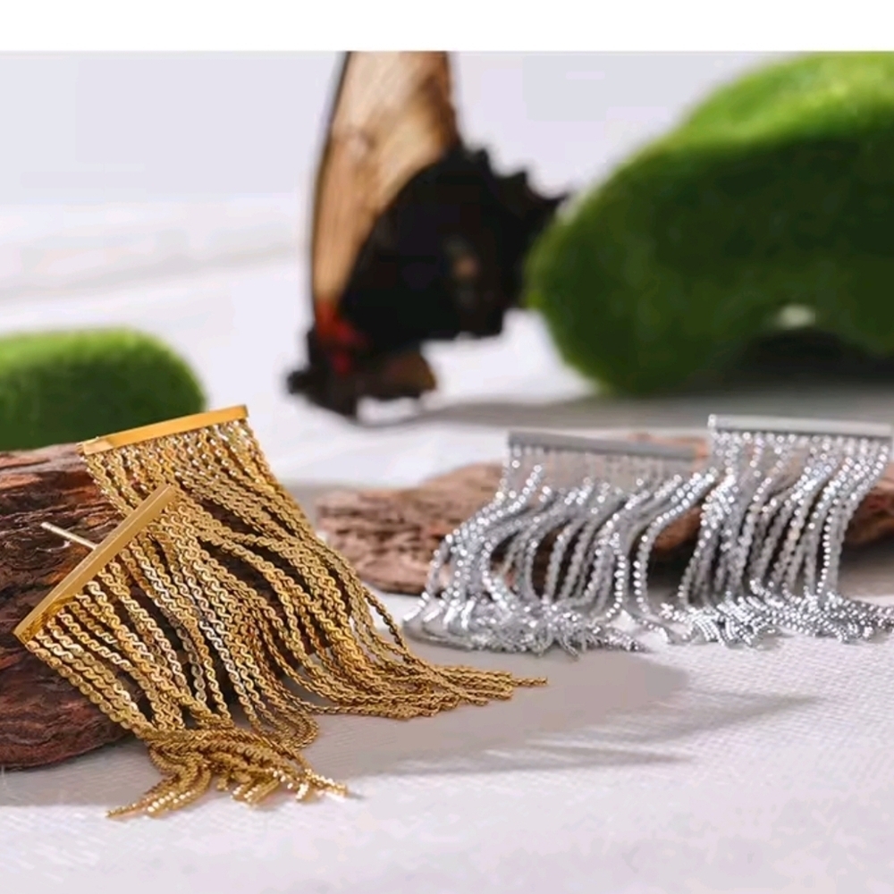 Fringe Chain Stud Earrings Gold Plated | NWOT